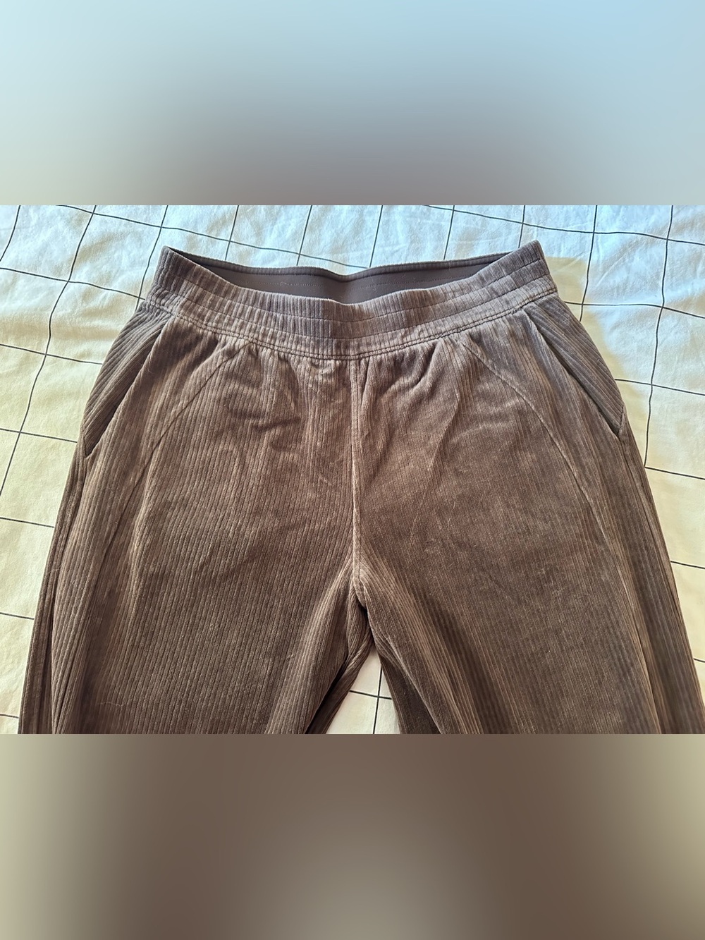 Lululemon Scuba Mid-Rise Wide-Leg Crop *Velvet Cord 8 Espresso Brown - Picture 14 of 15